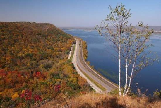 Highway 61 Road Trip : The Great River Road